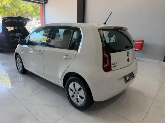 VOLKSWAGEN-UP-1.0 MPI TAKE UP 12V FLEX 4P MANUAL VOLKSWAGEN-UP-2015