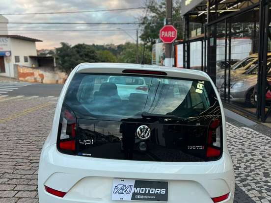 VOLKSWAGEN-UP-1.0 170 TSI TOTAL FLEX CONNECT 4P MANUAL VOLKSWAGEN-UP-2019