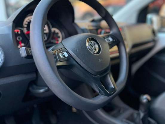 VOLKSWAGEN-UP-1.0 170 TSI TOTAL FLEX CONNECT 4P MANUAL VOLKSWAGEN-UP-2019