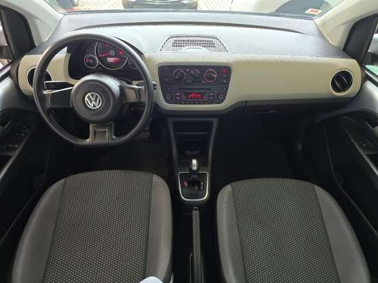 VOLKSWAGEN-UP-2016