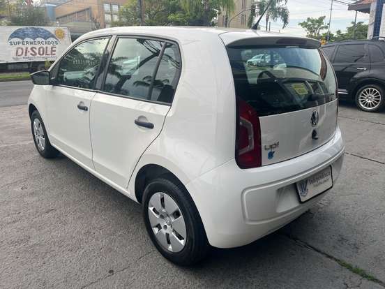 VOLKSWAGEN-UP-2016