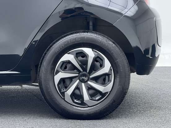 VOLKSWAGEN-UP-2015
