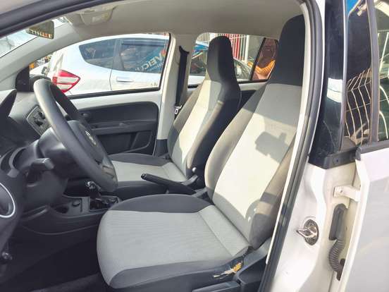 VOLKSWAGEN-UP-1.0 MPI TAKE UP 12V FLEX 4P MANUAL VOLKSWAGEN-UP-2015