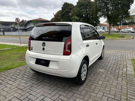 VOLKSWAGEN-UP-2017