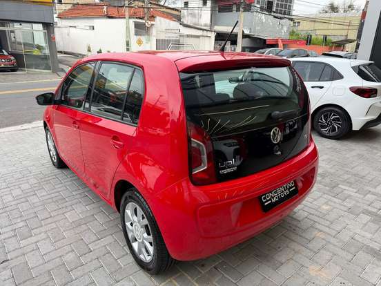 VOLKSWAGEN-UP-2016