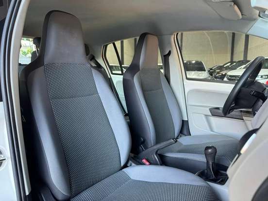 VOLKSWAGEN-UP-1.0 TSI MOVE UP 12V FLEX 4P MANUAL VOLKSWAGEN-UP-2015