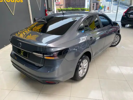 VOLKSWAGEN-VIRTUS-2023