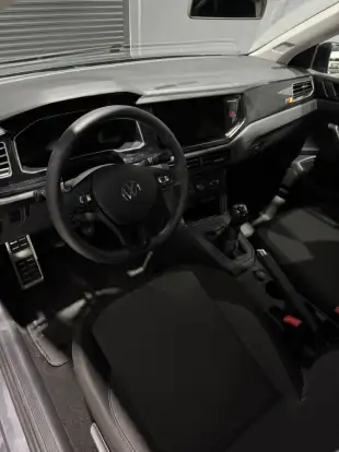 VOLKSWAGEN-VIRTUS-2025