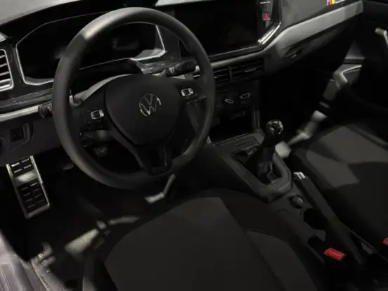 VOLKSWAGEN-VIRTUS-1.0 170 TSI MANUAL VOLKSWAGEN-VIRTUS-2025