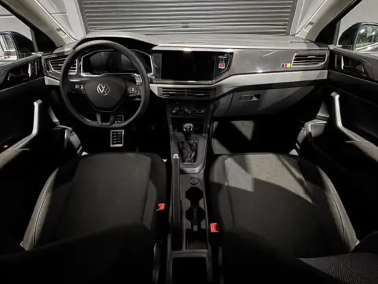 VOLKSWAGEN-VIRTUS-1.0 170 TSI MANUAL VOLKSWAGEN-VIRTUS-2025