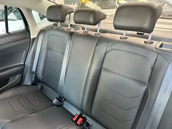 VOLKSWAGEN-VIRTUS-1.0 200 TSI COMFORTLINE AUTOMÁTICO VOLKSWAGEN-VIRTUS-2025