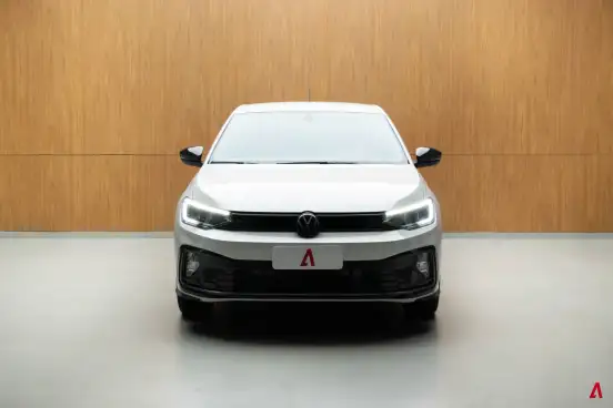 VOLKSWAGEN-VIRTUS-2023