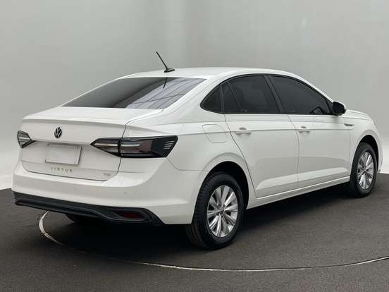 VOLKSWAGEN-VIRTUS-2025
