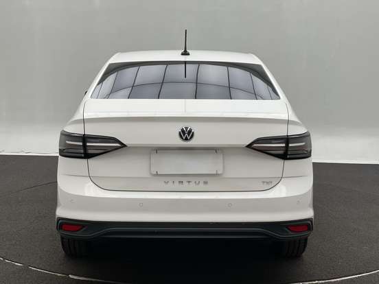 VOLKSWAGEN-VIRTUS-2025