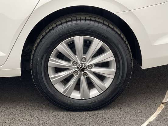 VOLKSWAGEN-VIRTUS-2025