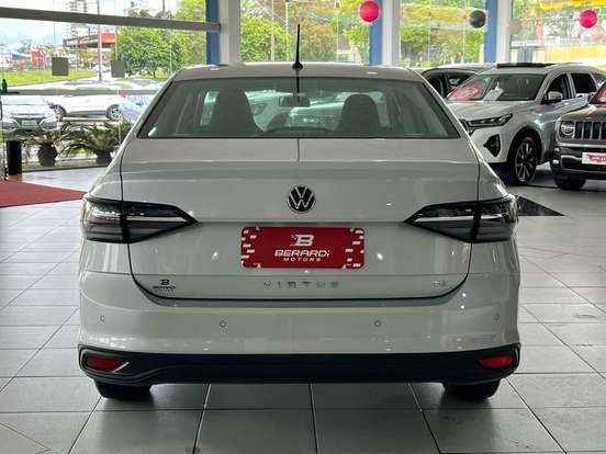 VOLKSWAGEN-VIRTUS-2024