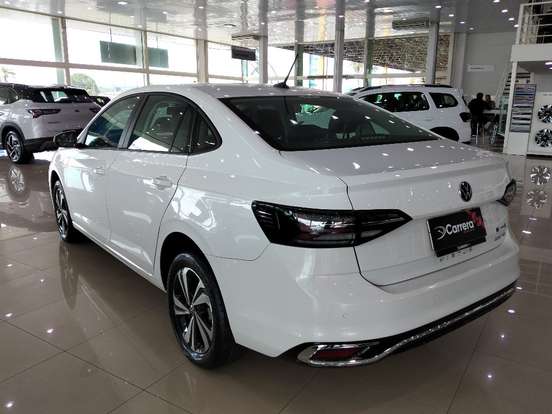 VOLKSWAGEN-VIRTUS-2024
