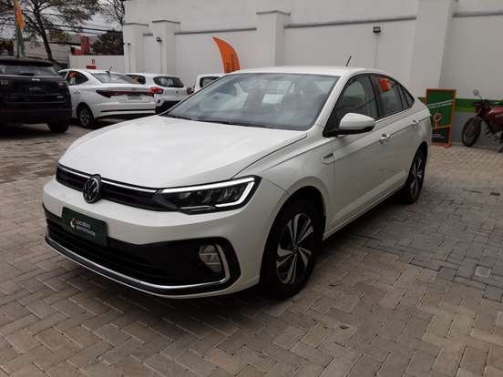 VOLKSWAGEN-VIRTUS-2023