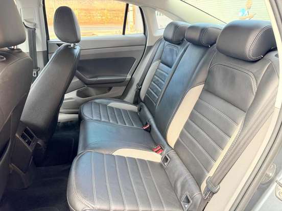 VOLKSWAGEN-VIRTUS-1.0 200 TSI COMFORTLINE AUTOMÁTICO VOLKSWAGEN-VIRTUS-2020