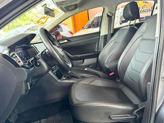 VOLKSWAGEN-VIRTUS-1.0 200 TSI COMFORTLINE AUTOMÁTICO VOLKSWAGEN-VIRTUS-2024