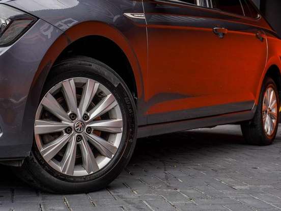 VOLKSWAGEN-VIRTUS-1.0 200 TSI COMFORTLINE AUTOMÁTICO VOLKSWAGEN-VIRTUS-2020