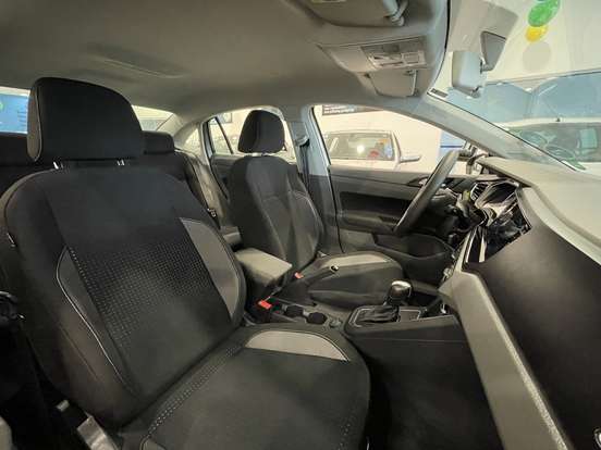 VOLKSWAGEN-VIRTUS-1.0 200 TSI COMFORTLINE AUTOMÁTICO VOLKSWAGEN-VIRTUS-2022