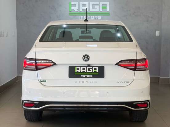 VOLKSWAGEN-VIRTUS-1.0 200 TSI COMFORTLINE AUTOMÁTICO VOLKSWAGEN-VIRTUS-2023