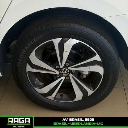 VOLKSWAGEN-VIRTUS-2023