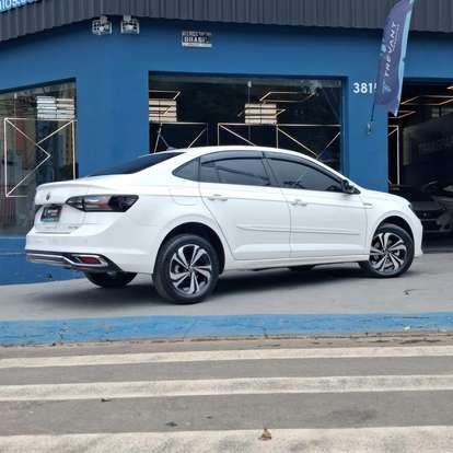 VOLKSWAGEN-VIRTUS-2025