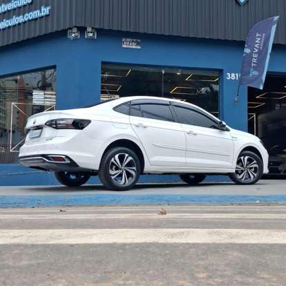 VOLKSWAGEN-VIRTUS-2025