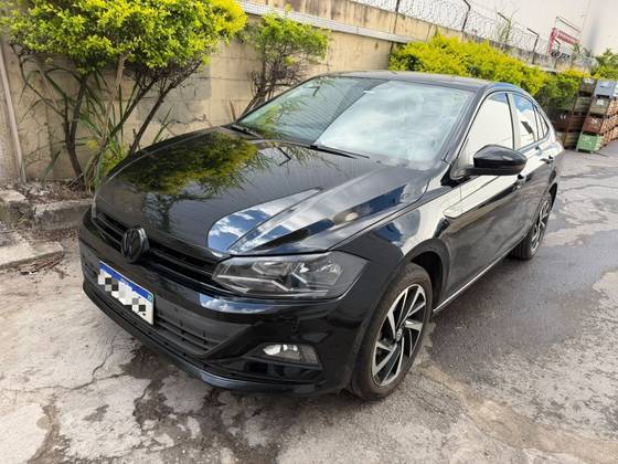 VOLKSWAGEN VIRTUS 1.0 200 TSI HIGHLINE AUTOMÁTICO