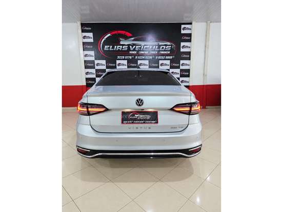 VOLKSWAGEN-VIRTUS-1.0 200 TSI HIGHLINE AUTOMÁTICO VOLKSWAGEN-VIRTUS-2024
