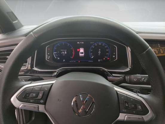 VOLKSWAGEN-VIRTUS-2024