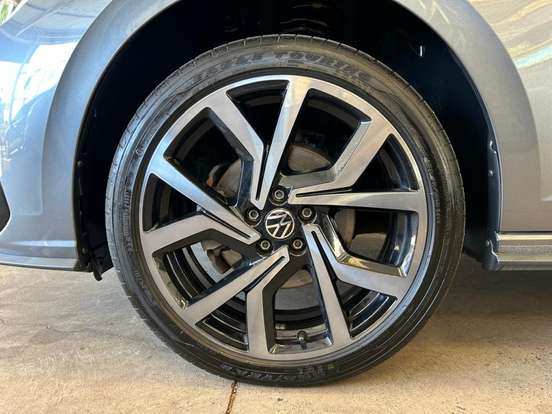 VOLKSWAGEN-VIRTUS-2023