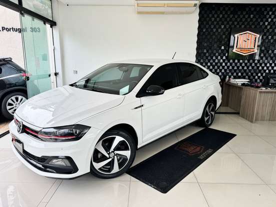 VOLKSWAGEN-VIRTUS-2020