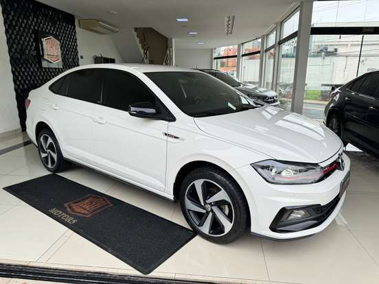 VOLKSWAGEN-VIRTUS-2020