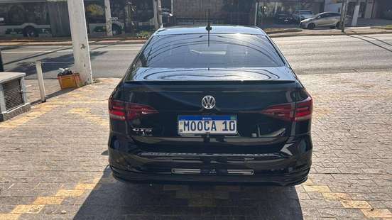 VOLKSWAGEN-VIRTUS-2020