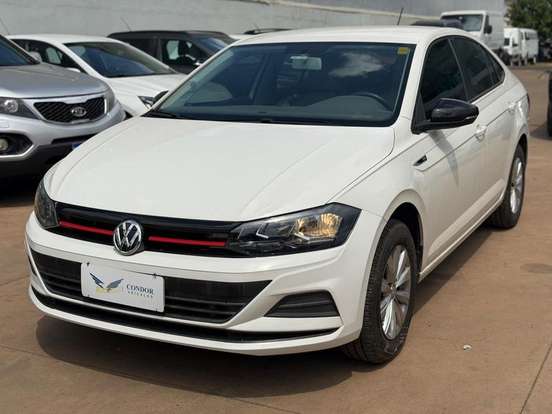 VOLKSWAGEN-VIRTUS-2018