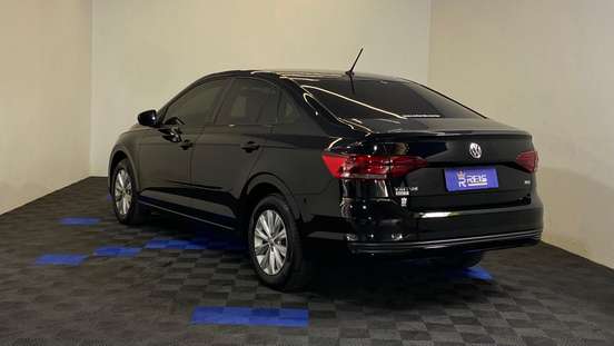 VOLKSWAGEN-VIRTUS-2022