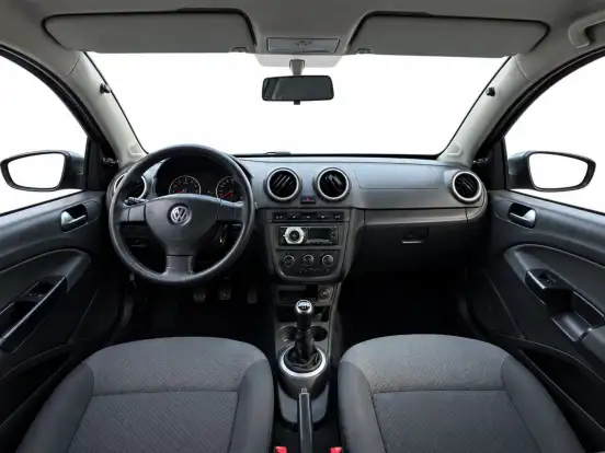 VOLKSWAGEN-VOYAGE-1.0 MI 8V FLEX 4P MANUAL VOLKSWAGEN-VOYAGE-2009