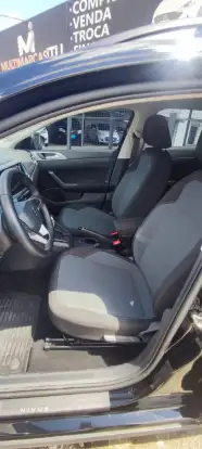 VOLKSWAGEN-VOYAGE-2015