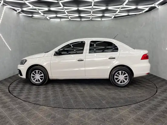 VOLKSWAGEN-VOYAGE-2018