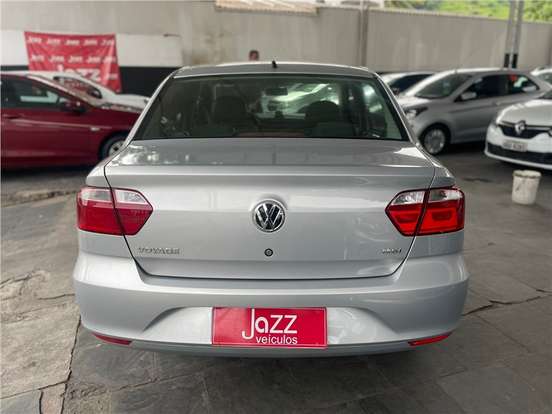 VOLKSWAGEN-VOYAGE-2019