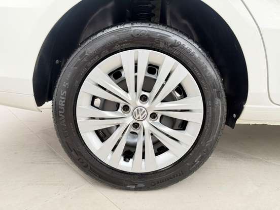 VOLKSWAGEN-VOYAGE-1.0 12V MPI TOTALFLEX 4P MANUAL VOLKSWAGEN-VOYAGE-2022