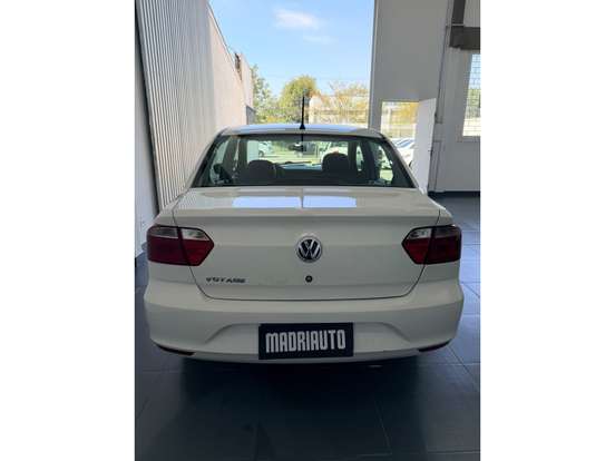 VOLKSWAGEN-VOYAGE-1.0 12V MPI TOTALFLEX 4P MANUAL VOLKSWAGEN-VOYAGE-2022
