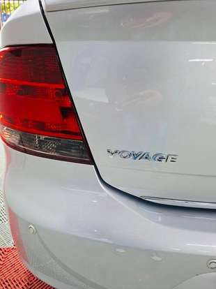 VOLKSWAGEN-VOYAGE-1.6 MI 8V FLEX 4P MANUAL VOLKSWAGEN-VOYAGE-2010