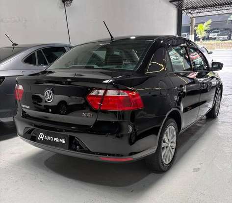 VOLKSWAGEN-VOYAGE-2014
