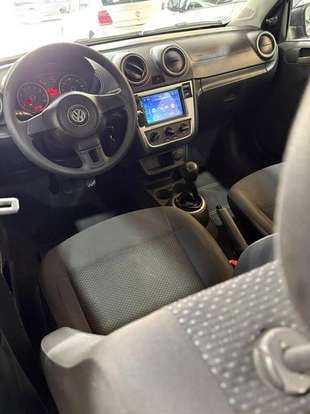 VOLKSWAGEN-VOYAGE-2014