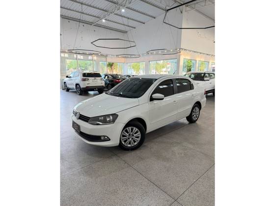 VOLKSWAGEN VOYAGE 1.6 MI TRENDLINE 8V FLEX 4P MANUAL