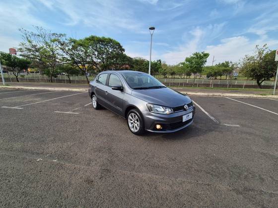 VOLKSWAGEN VOYAGE 1.6 MSI TOTALFLEX COMFORTLINE 4P MANUAL